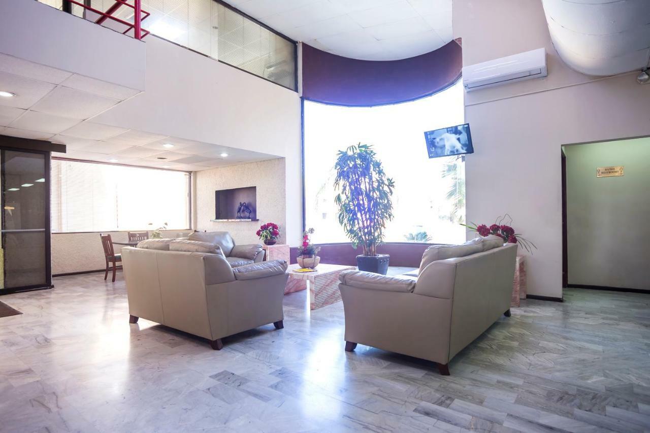 Capital O 88 Inn San Nicolás de los Garzas Екстериор снимка